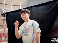 杏彩体育官网-包含LPL嘴最硬的选手诞生！Bin赛后采访放话：我一直是世界最强上单的词条