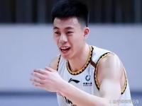 杏彩体育官网-关于张镇麟陈旧性伤病复发离开国家队返回俱乐部康复的信息