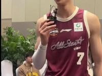杏彩体育-票王+东道主!克拉克自宣：缺席全明星赛和三分大赛