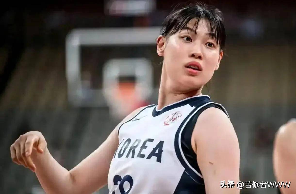 关于女篮亚洲杯最佳阵容：韩旭与田中心入选福勒MVP的信息