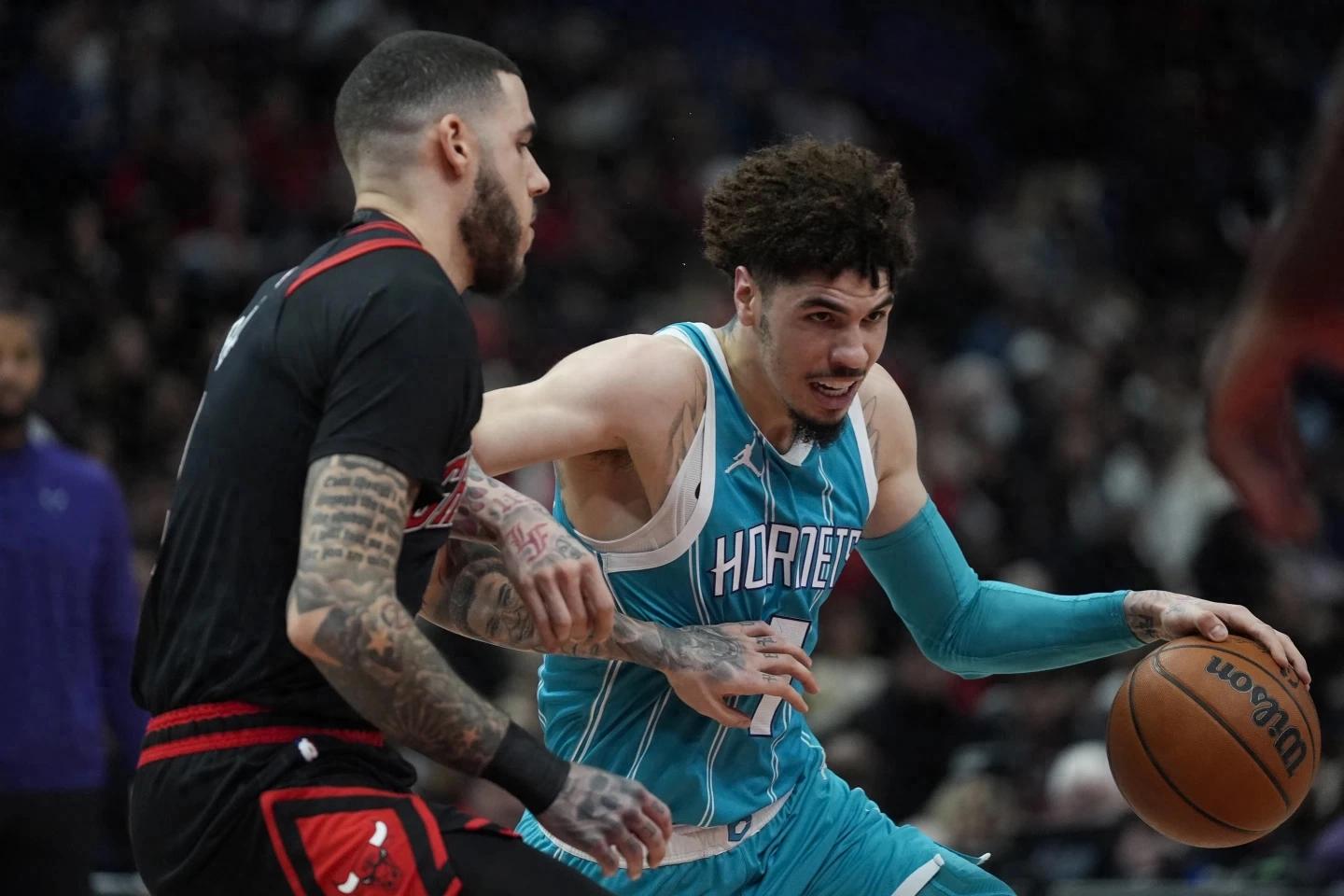包含NBA夏联决赛对阵：黄蜂29分大胜会师国王两队均5胜0负争的词条